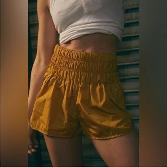 Free People The Way Home Shorts in Varsity Gold Size Medium - Picture 2 of 8
